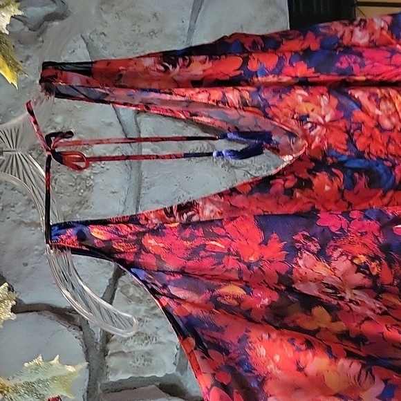 CONTOUR BY BEACH SCENE Plus Size floral cold shoulder swimsuit cover up New! - Picture 5 of 7